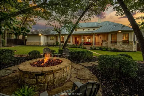 3301 Willow Ridge Dr, Bryan, TX 77807 photo 3