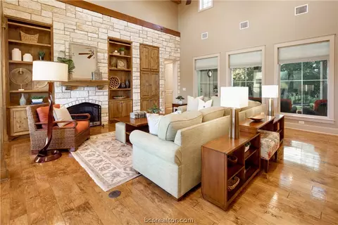 3301 Willow Ridge Dr, Bryan, TX 77807 photo 6