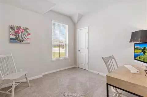 2002 Dumfries Dr, Bryan, TX 77807 photo 15