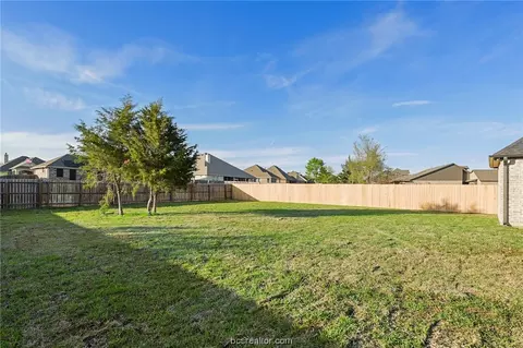 3321 Stoneleigh Rd, Bryan, TX 77808 photo 31