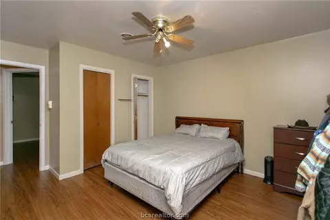 700 Dunbar Dr, Bryan, TX 77803 photo 17