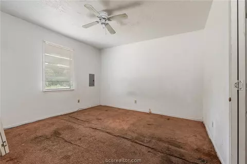 1224 Chigger, Bryan, TX 77803 photo 9