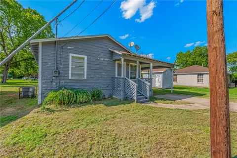 1224 Chigger, Bryan, TX 77803 photo 1