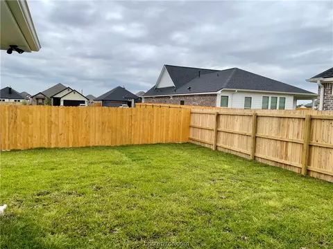 2911 Goldberg Dr, Bryan, TX 77808 photo 16