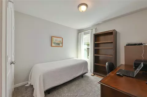 3726 Mckenzie St, Bryan, TX 77803 photo 8
