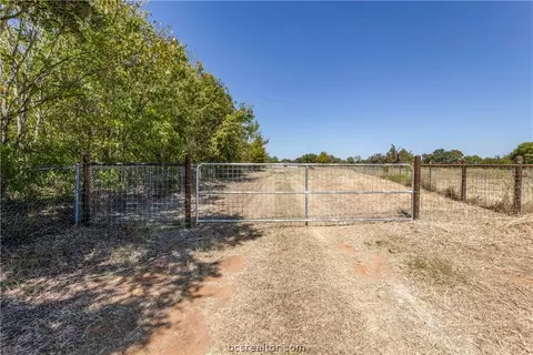320 E Gause Blvd, Gause, TX 77857 photo 34