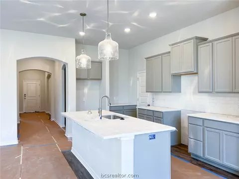 3185 Tarleton Ct, Bryan, TX 77808 photo 3