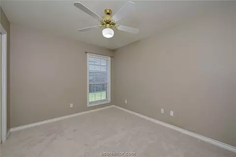5712 Timberton Dr, Bryan, TX 77802 photo 11