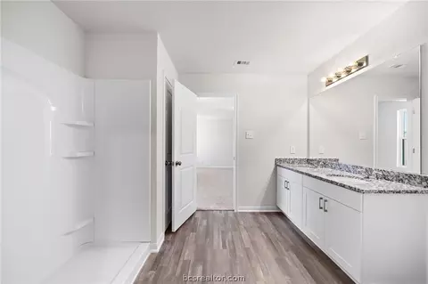 6002 Crest Bridge Ct, Bryan, TX 77807 photo 23