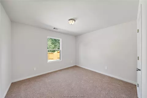 6002 Crest Bridge Ct, Bryan, TX 77807 photo 13