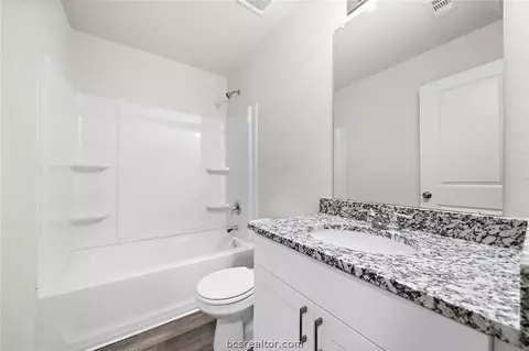 6002 Crest Bridge Ct, Bryan, TX 77807 photo 15