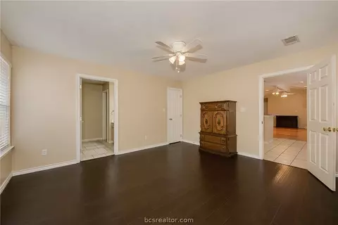 218 Rustic Oaks Dr, Bryan, TX 77808 photo 18
