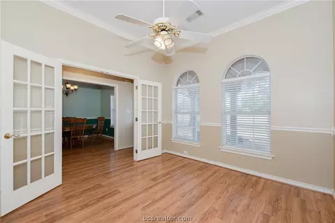 218 Rustic Oaks Dr, Bryan, TX 77808 photo 6