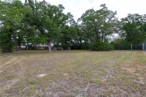 218 Rustic Oaks Dr, Bryan, TX 77808 photo 29