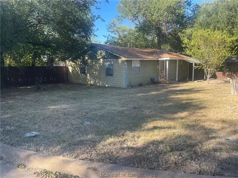 214 Ehlinger Dr, Bryan, TX 77801 photo 11