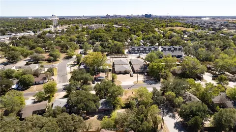 214 Ehlinger Dr, Bryan, TX 77801 photo 6