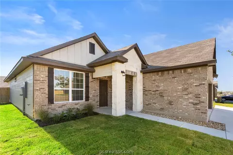 1923 Viva Rd, Bryan, TX 77807 photo 4