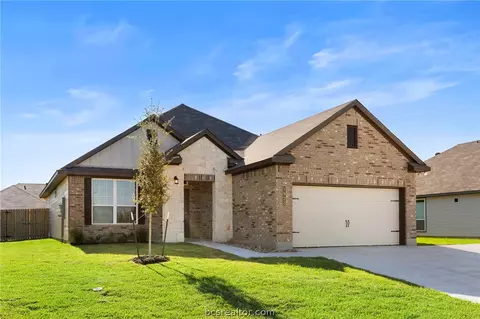 1923 Viva Rd, Bryan, TX 77807 photo 3
