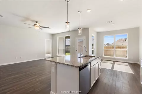 1923 Viva Rd, Bryan, TX 77807 photo 27
