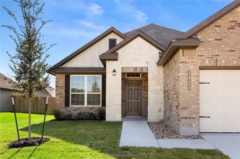1923 Viva Rd, Bryan, TX 77807 photo 5