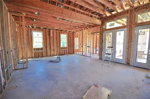 4756 Concordia Dr, Bryan, TX 77802 photo 3