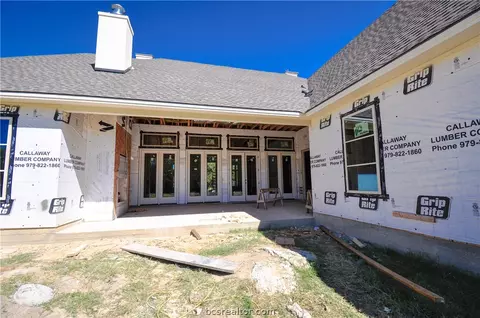 4756 Concordia Dr, Bryan, TX 77802 photo 5