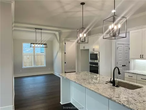 3501 Abingdon Cv, Bryan, TX 77808 photo 4