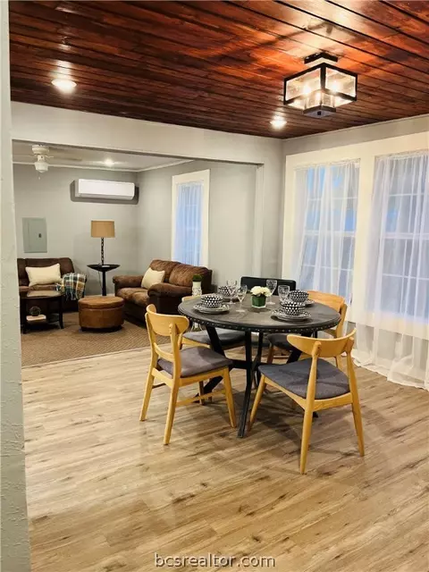 804 Commerce St W, Bryan, TX 77801 photo 6