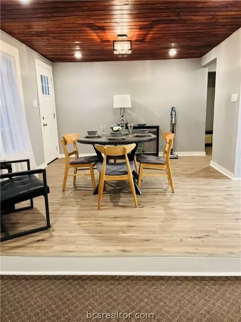 804 Commerce St W, Bryan, TX 77801 photo 2