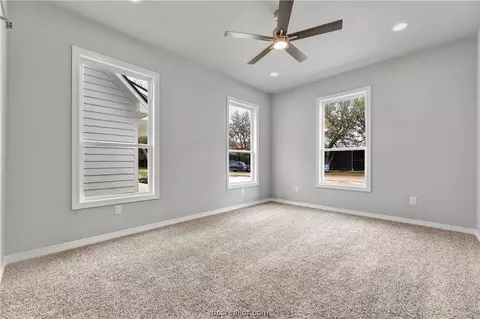 1398 E 21st St, Bryan, TX 77803 photo 14