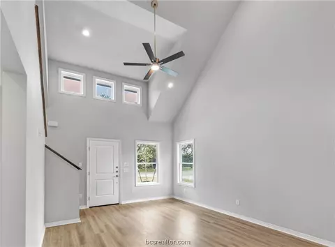 1398 E 21st St, Bryan, TX 77803 photo 8