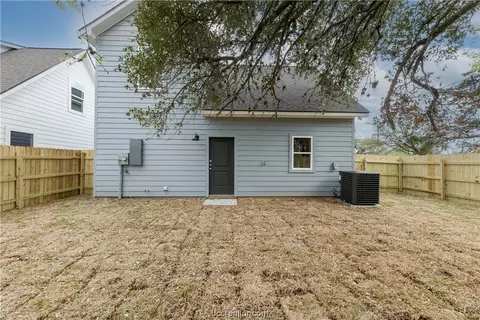 1398 E 21st St, Bryan, TX 77803 photo 20