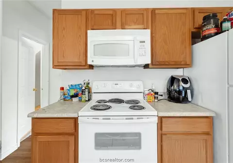 2427 Berger Dr, Bryan, TX 77802 photo 8