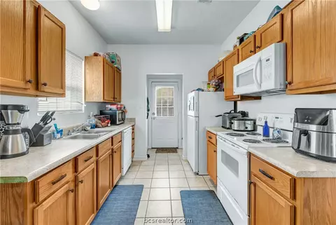 2427 Berger Dr, Bryan, TX 77802 photo 20
