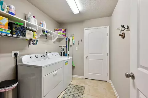 2121 Dumfries Dr, Bryan, TX 77807 photo 16