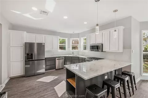 2306 Valley View Dr, Bryan, TX 77802 photo 19
