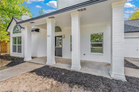 2306 Valley View Dr, Bryan, TX 77802 photo 4