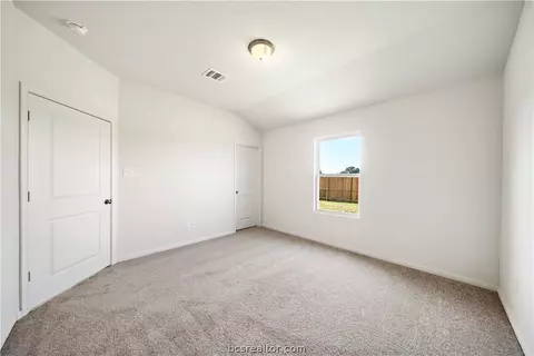 5501 Fox Blf, Bryan, TX 77807 photo 13
