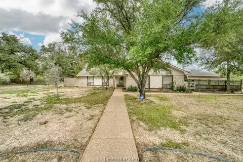 11777 Golden Mist, College Station, TX 77845
