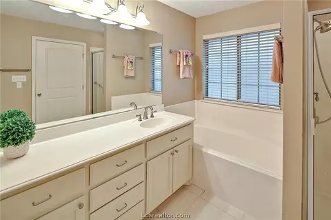 2605 Priscilla Ct, Bryan, TX 77802 photo 20