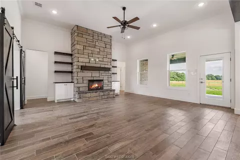 6560 Agave Ct, Bryan, TX 77808 photo 9