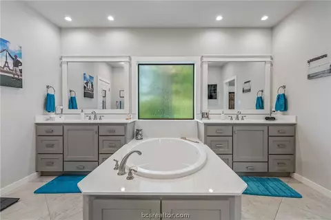 3918 Austins Estates Dr, Bryan, TX 77808 photo 18