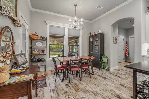 3918 Austins Estates Dr, Bryan, TX 77808 photo 9