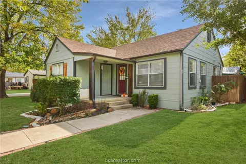1019 E 27th St, Bryan, TX 77803 photo 1