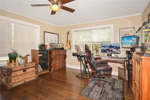 1019 E 27th St, Bryan, TX 77803 photo 18
