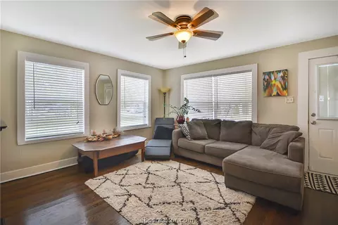 1019 E 27th St, Bryan, TX 77803 photo 9