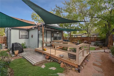 1019 E 27th St, Bryan, TX 77803 photo 22