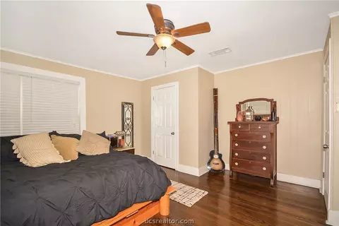 1019 E 27th St, Bryan, TX 77803 photo 14