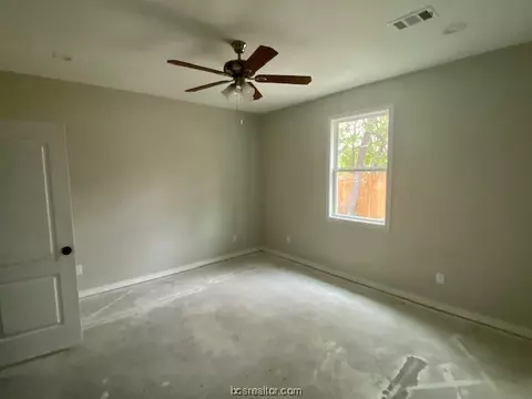 245 Peach, Bryan, TX 77803 photo 6