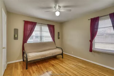 702 Esther, Bryan, TX 77802 photo 21